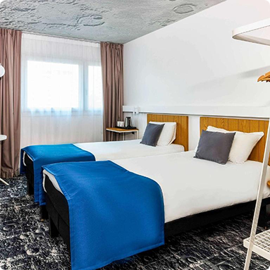 Tobaco Hotel modern room with industrial elements